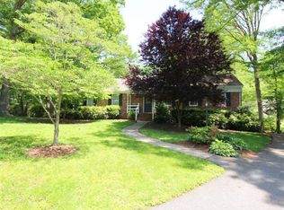 2035 Surreywood Ct, North Chesterfield, VA 23235