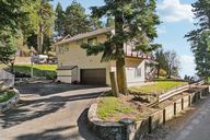 Peak Cir-S2511-001.jpg