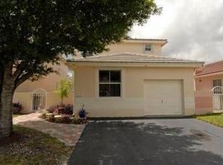 18478 NW 22nd St, Pembroke Pines, FL 33029