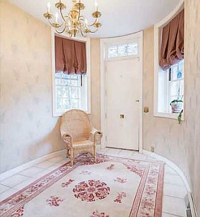 2nd image of 6 Holly Ln