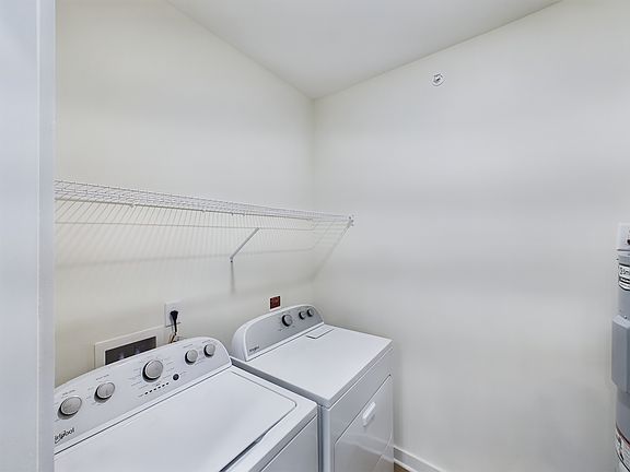 5th image of 2520 New Port Royal Rd #7-104
