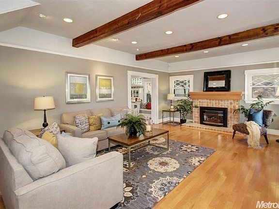 2nd image of 2660 Portola Way