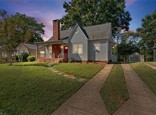 812 Holland St, Winston Salem, NC 27101