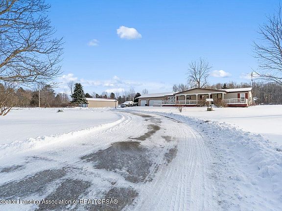 2nd image of 11830 Tupper Lake Rd