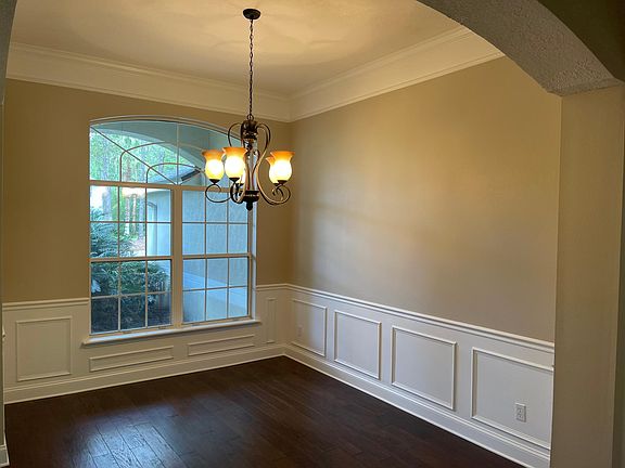 4th image of 8558 Hampton Landing Dr