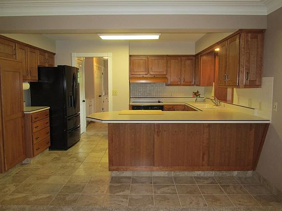 3rd image of 500 14th Avenue Ct
