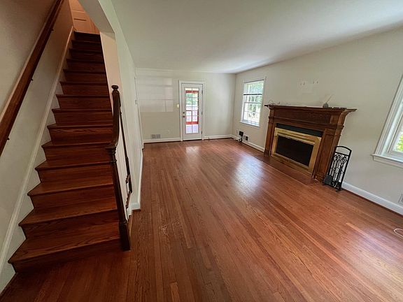4th image of 5306 McKinley St