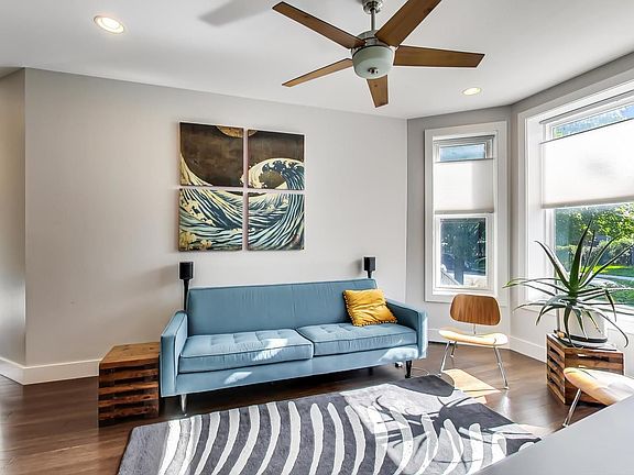 3rd image of 2733 N Mozart St #1