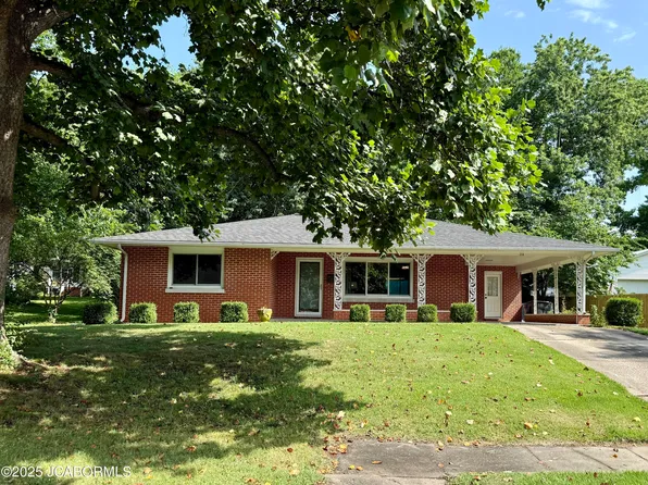 213 W 6th St, Fulton, MO 65251
