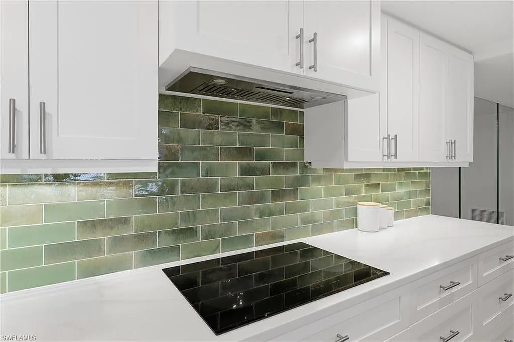 2 bed, 2.0 bath, 2009 sqft, $7,000 — Photo 3