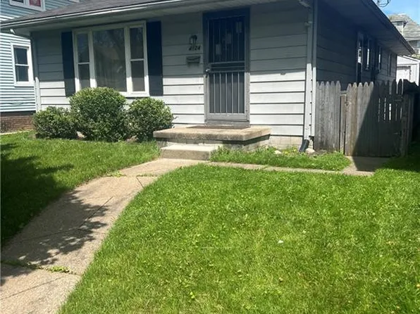 4126 Thornton Ave, Toledo, OH 43612