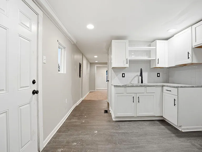 1041 Market St — Photo 24