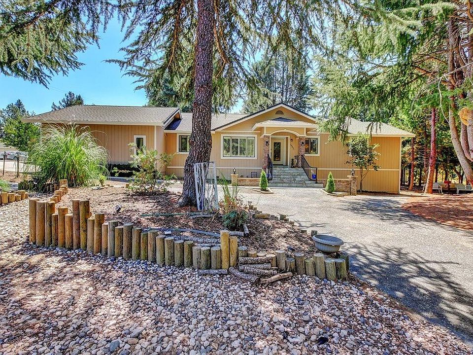 1st image of 18671 Wildflower Dr