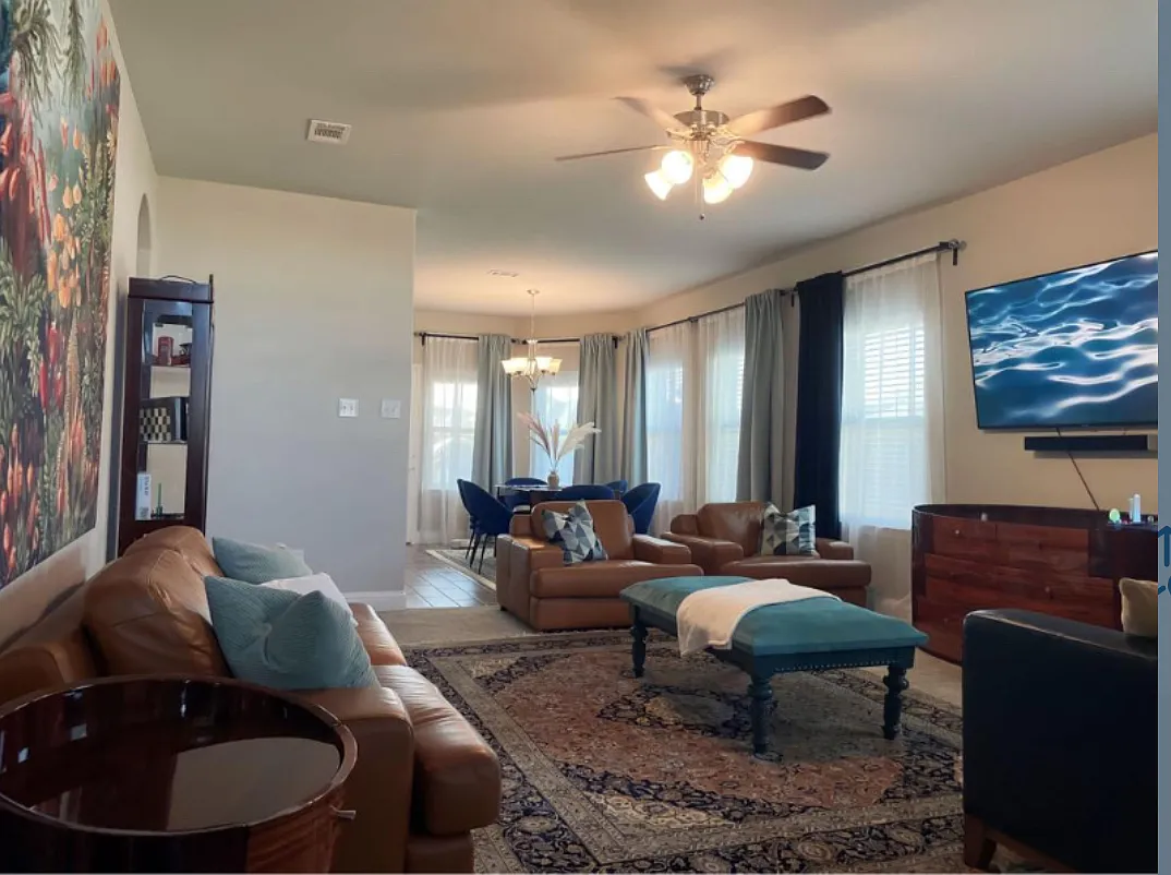3 bed, 1621 sqft, $2,100 — Photo 3