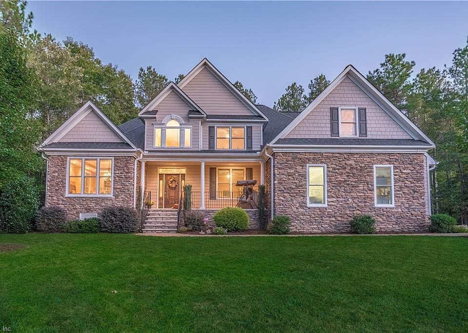 1st image of 4639 King Bird Ct