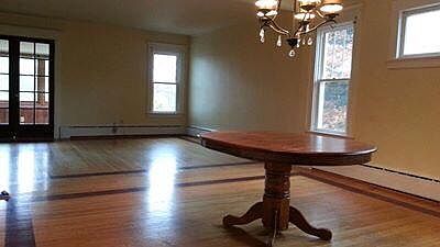 4th image of 28 Meadowview Pl #2