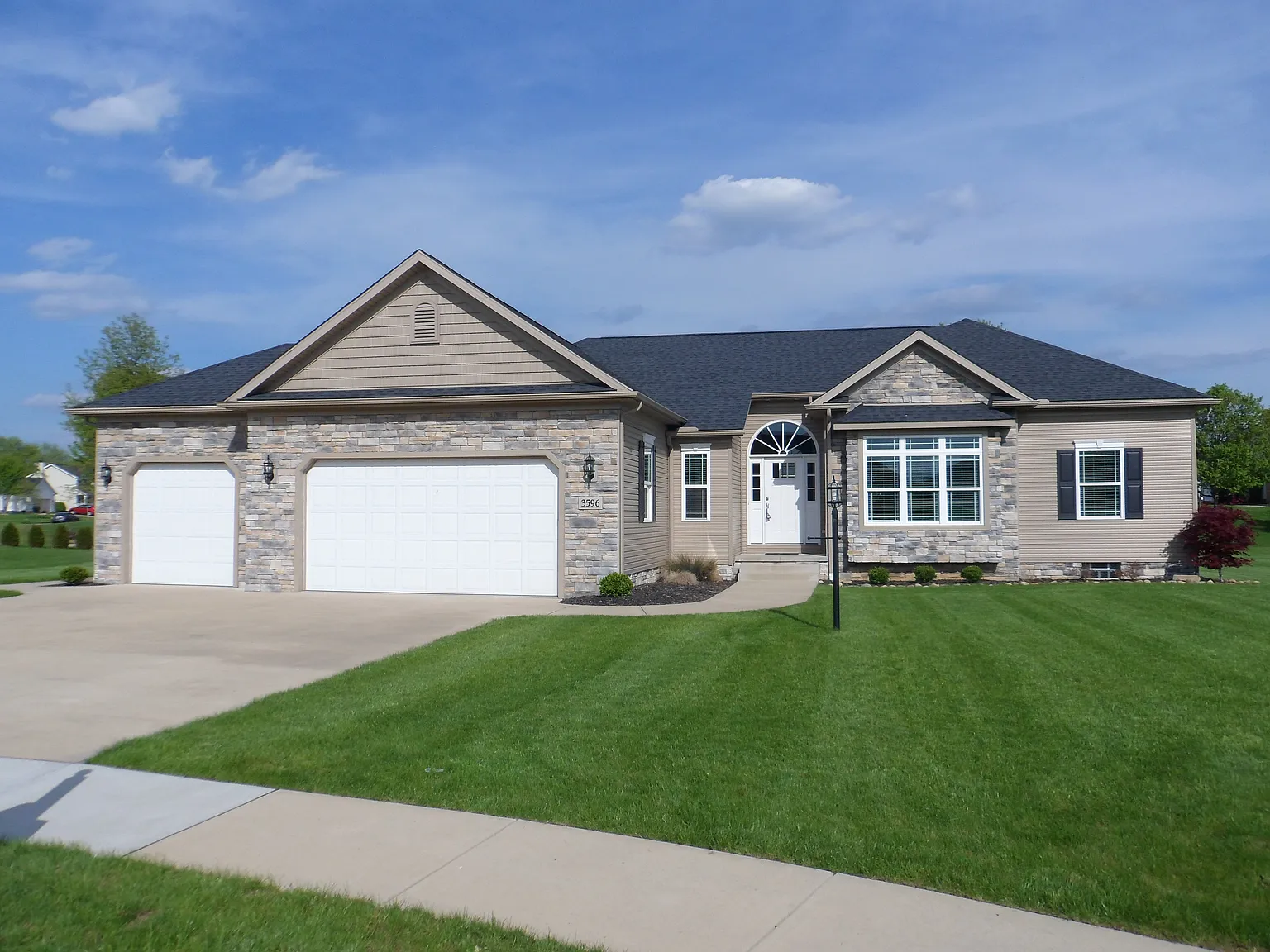 3596 Cashmere Cir NW photo 1