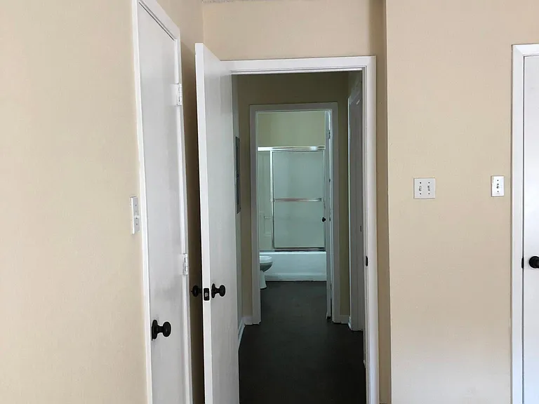 1604 Bagby Ave #B — Photo 3