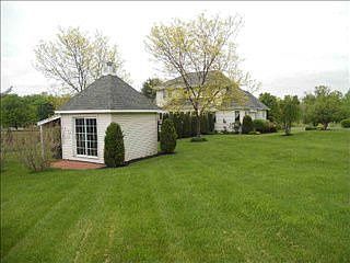 5th image of 8 Butternut Hill Dr