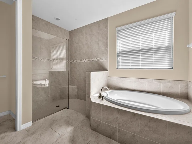 16176 Aberdeen Ave — Photo 12