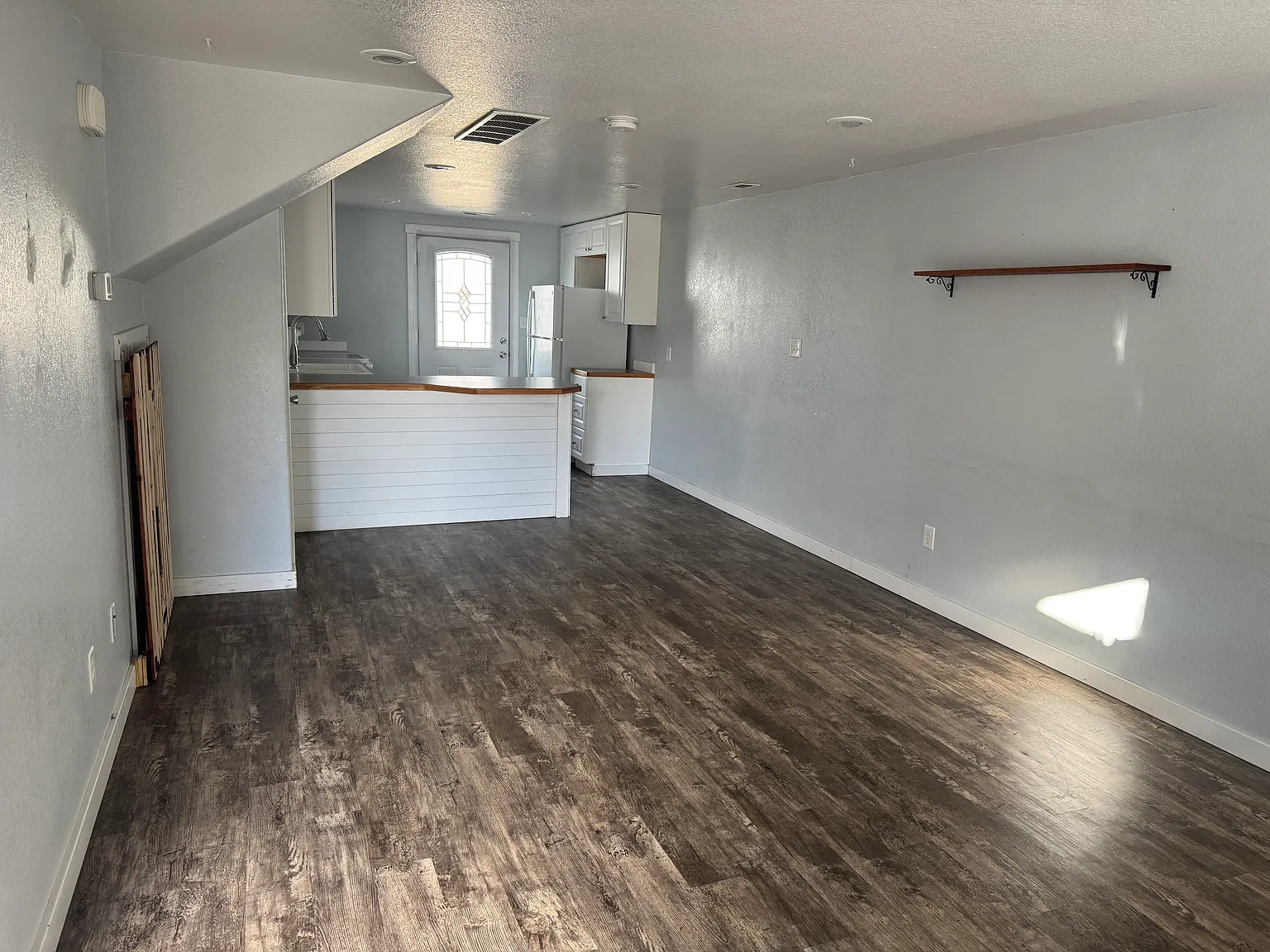 2 bed, 1122 sqft, $1,800 — Photo 4