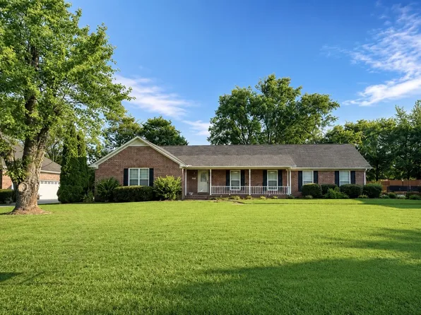 718 Majesty Dr, Murfreesboro, TN 37129