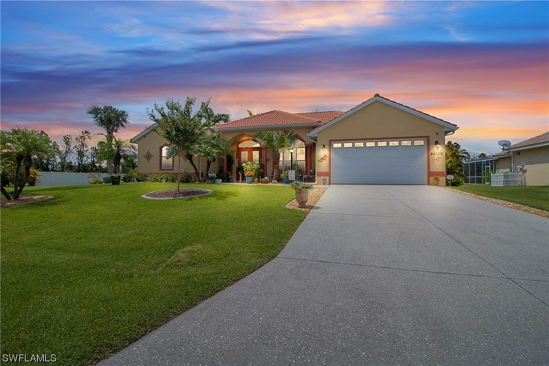 24529 SW Kingsway Cir