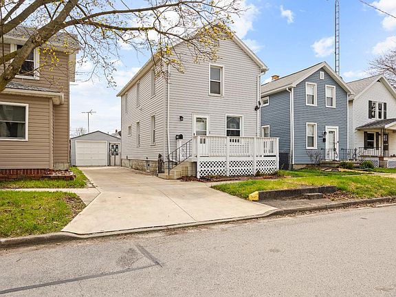 2nd image of 1013 Roosevelt St