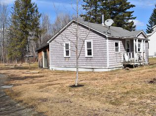 68 Park St, Dexter, ME 04930