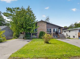 33 Montgomery Blvd, Kingston, ON K7M3N7