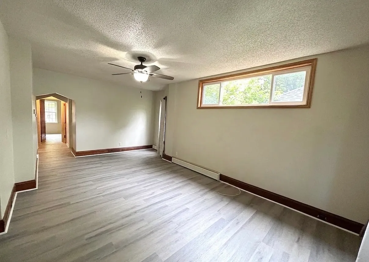 1811 Weston Avenue - 1 — Photo 2