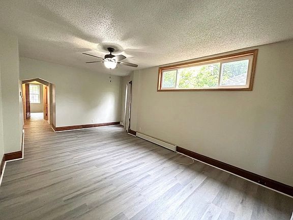 2nd image of 1811 Weston Ave Unit 1