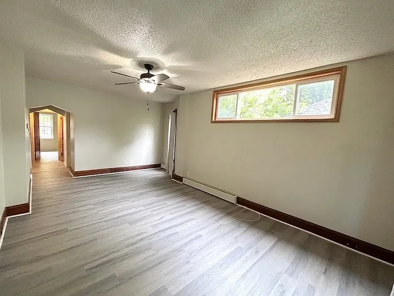 1811 Weston Ave #1 — Photo 2