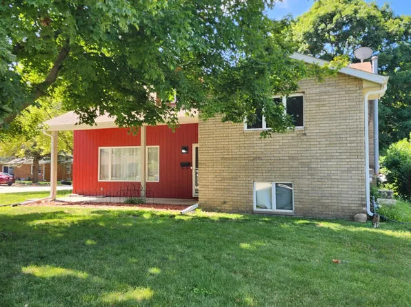 392 Jan Dr, Manteno, IL 60950