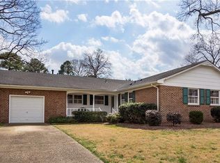 3733 N Queensgrove Cir, Virginia Beach, VA 23452