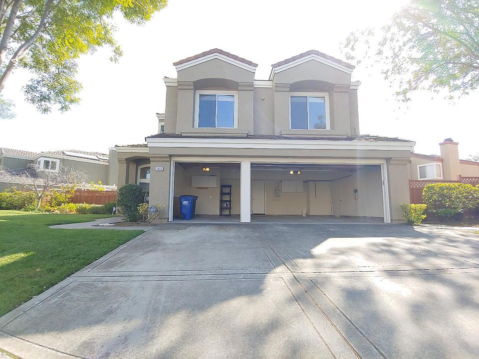 1st image of 3032 Miraloma Way