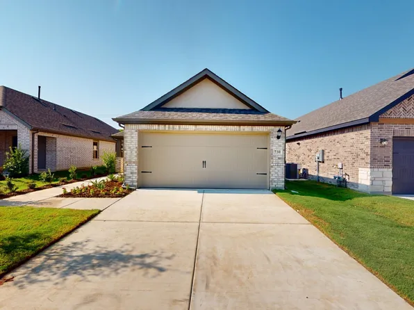 730 Hidden Feather Dr, Lavon, TX 75166