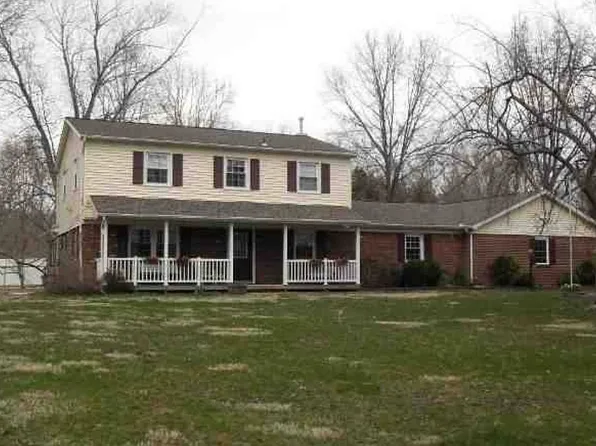 7300 E Old Maple Ave, Terre Haute, IN 47803