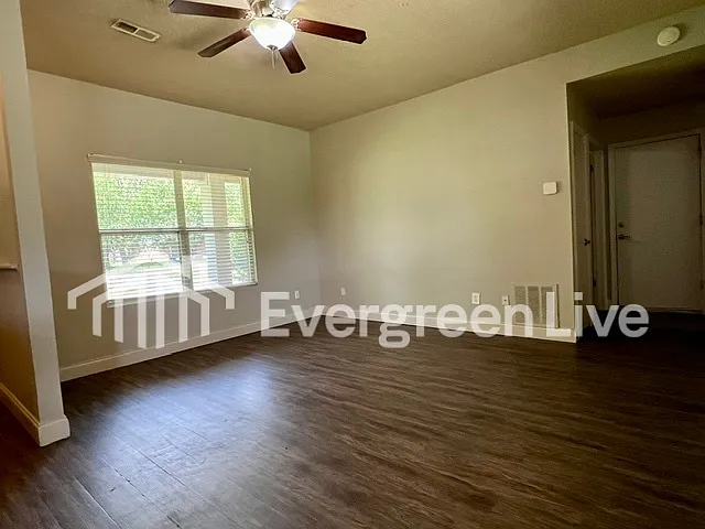 2 bed, 2.0 bath, 1140 sqft, $1,295 — Photo 4