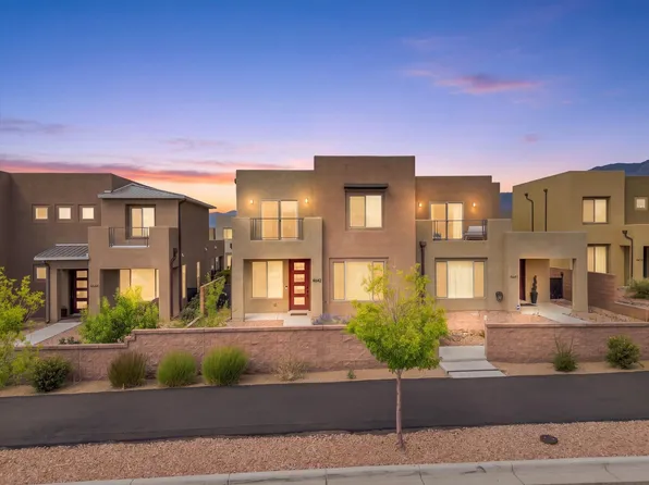4642 Rail Runner Rd, Santa Fe, NM 87507