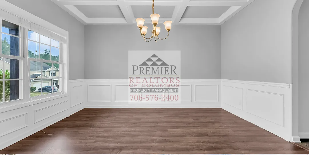 4 bed, 2.5 bath, 2675 sqft, $2,150 — Photo 3