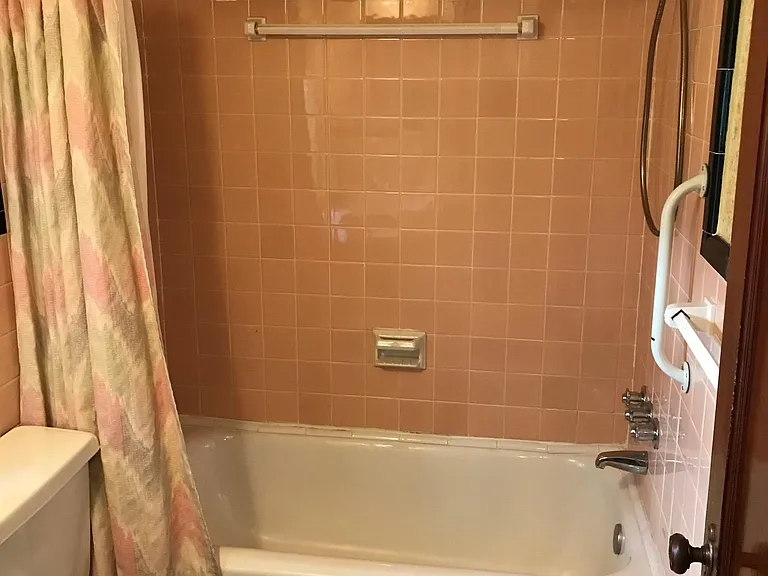 1016 Lindberg Ave — Photo 12