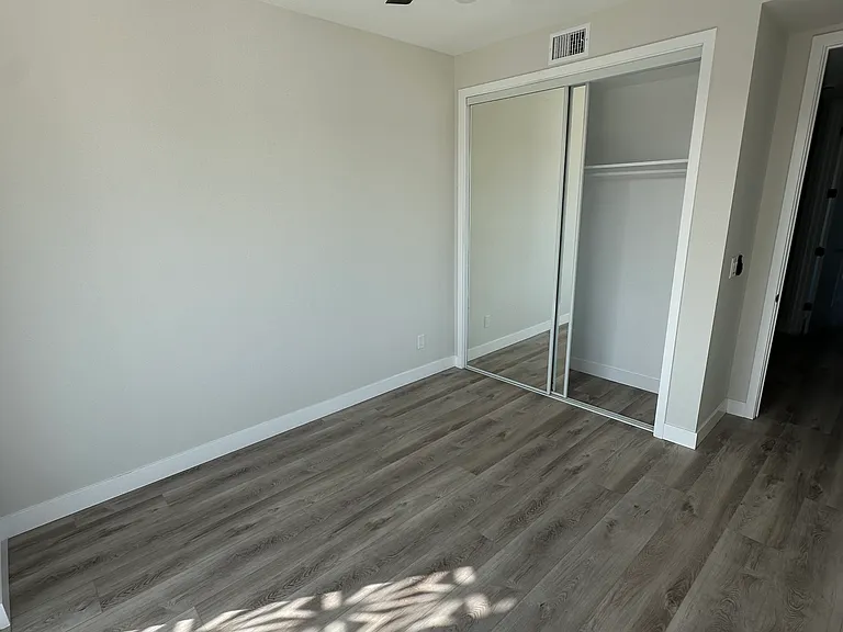 178 Dahlia Ave — Photo 19
