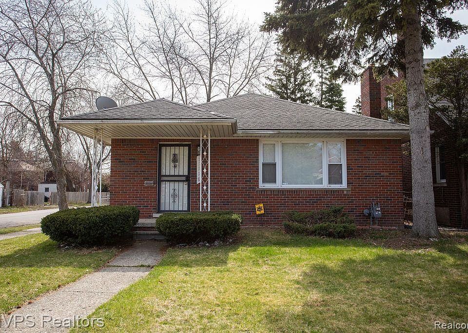 1st image of 13918 Fairmount Dr