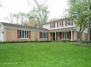 450 Red Barn Ln, Barrington, IL 60010