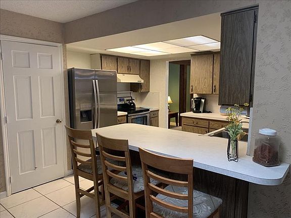 4th image of 4313 Oak Ct