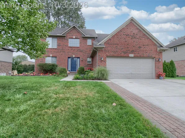 30393 Bradbury Dr, Flat Rock, MI 48134