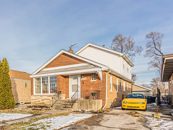 10109 S Utica Ave, Evergreen Park, IL 60805