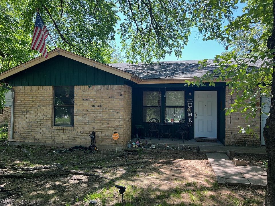 1st image of 1605 Willow Wood Dr