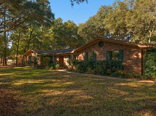 1105 Forest Rd, Niceville, FL 32578